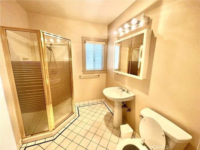 Building Photo - 3601 Cerritos Ave