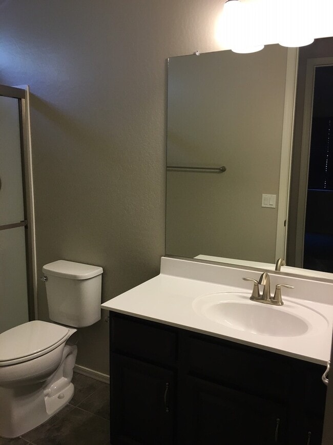 Building Photo - NEWER Beautiful Home in Fire Rock Villas!!