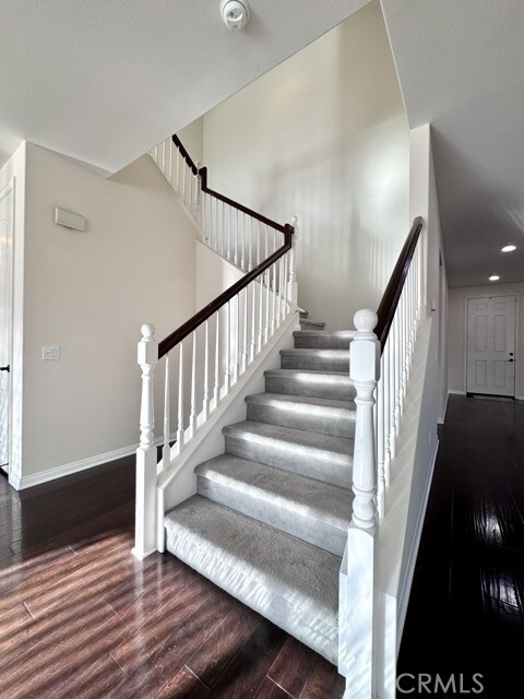 Building Photo - 30223 Mahogany St