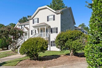 Building Photo - Ground Floor 2bed, 2bath Condo in Kensingt...