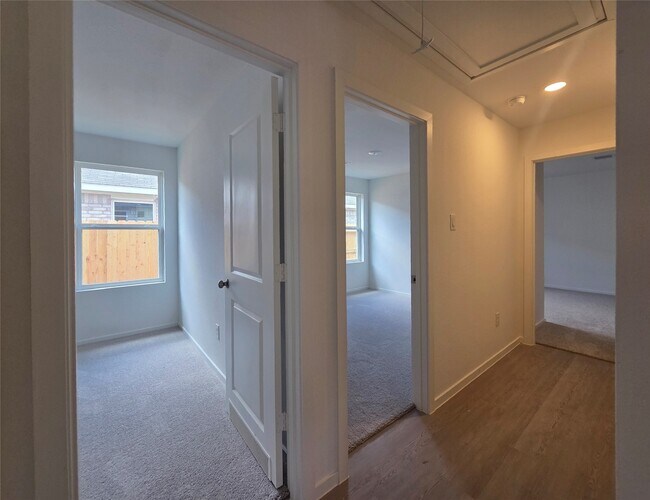 Building Photo - 6847 Lantana Leaf Ln