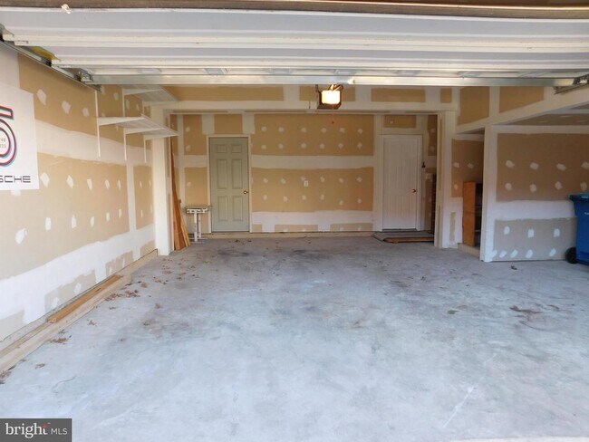 Building Photo - 25207 Bald Eagle Terrace