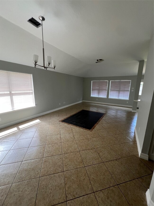 Building Photo - 2903 Sockeye Dr