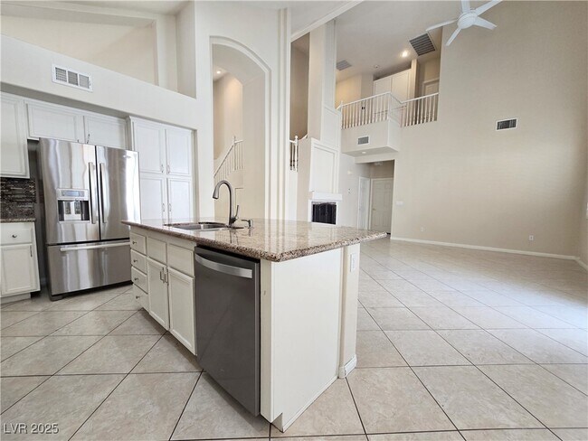 Building Photo - 200 Tayman Park Ave