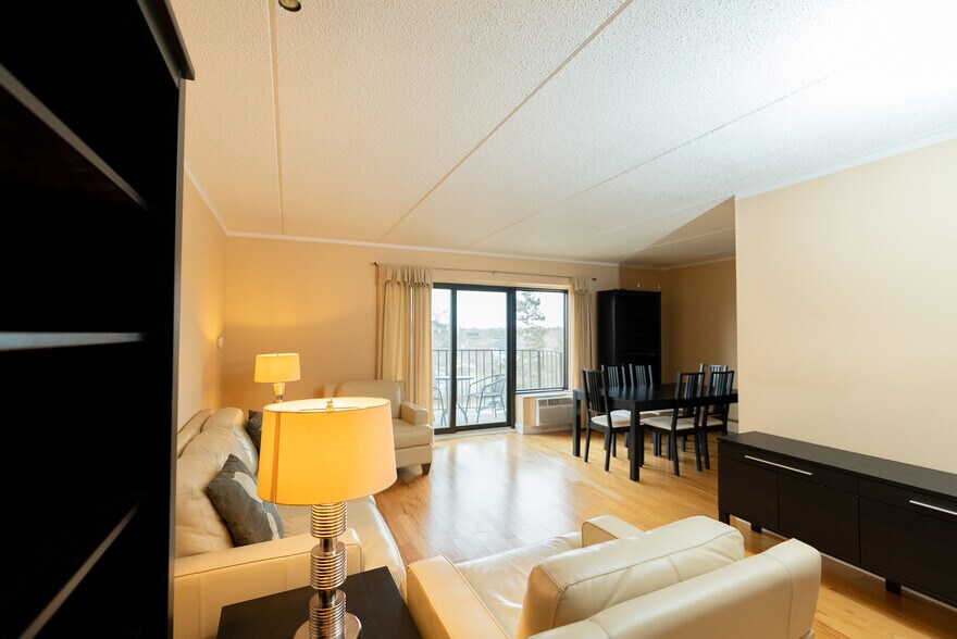 Building Photo - 35300 Woodward Ave