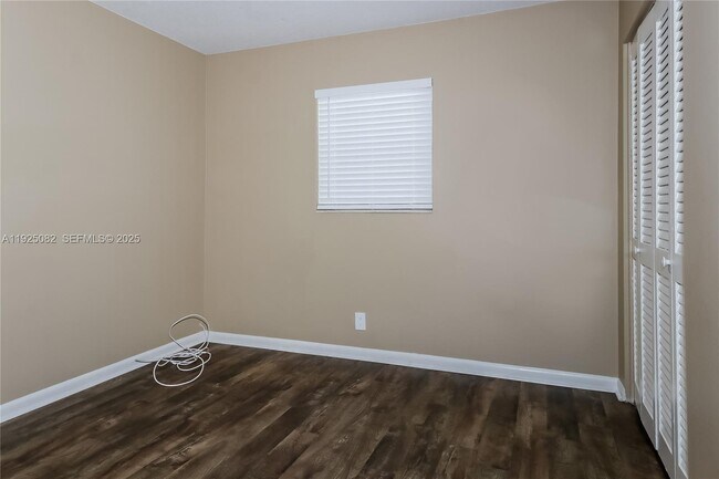 Building Photo - 1464 7th St