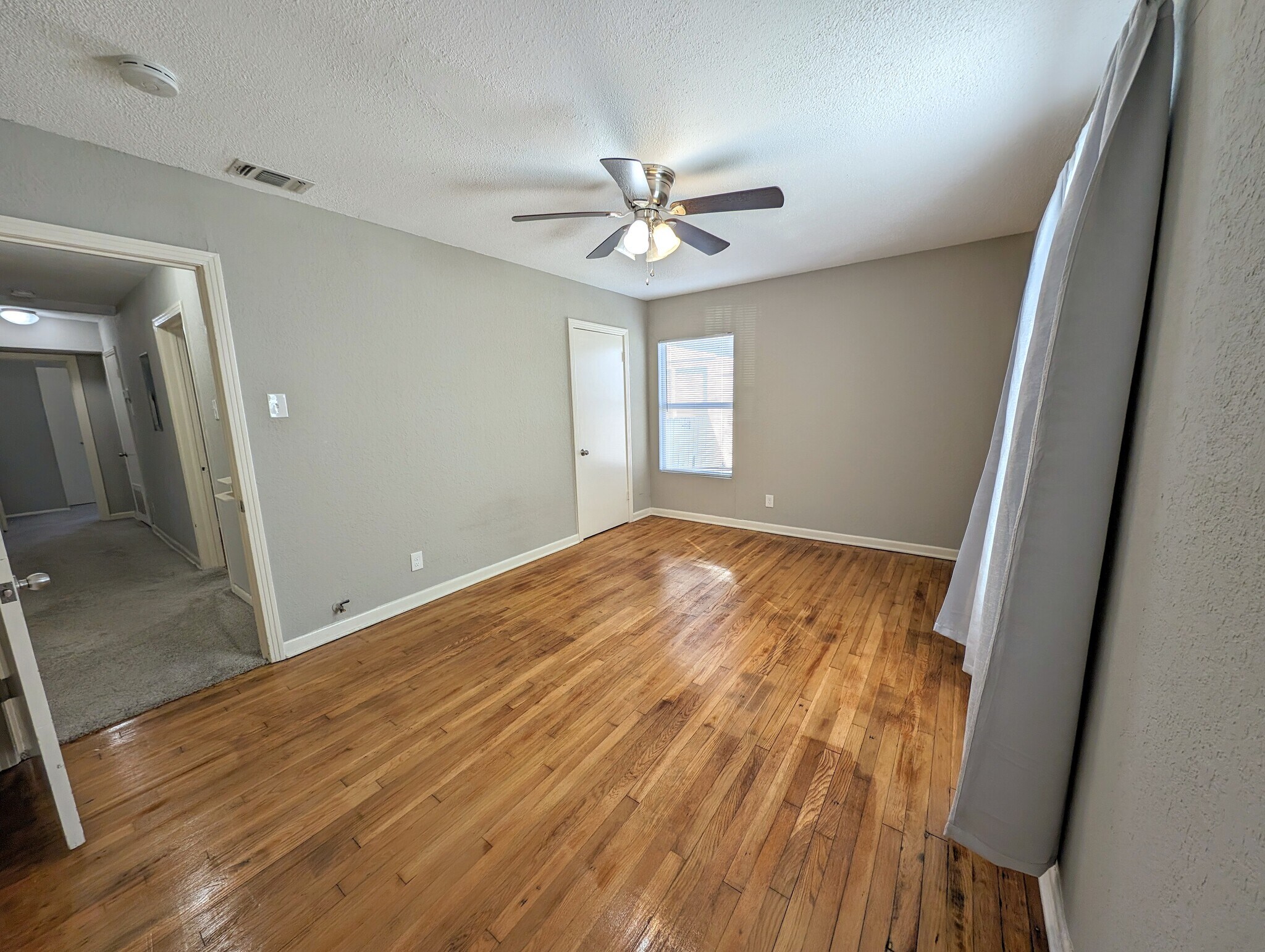 Building Photo - 307 San Angelo