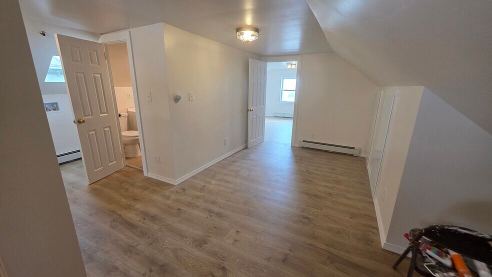 Building Photo - 57 Lawrence St