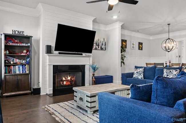 Building Photo - 310 Hay Rake Dr