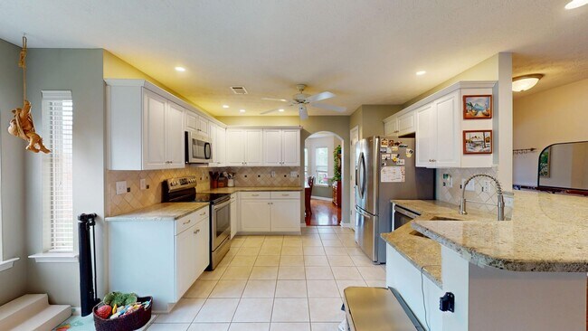 Building Photo - 3bdrm/2bth convenient to everything in Prattville