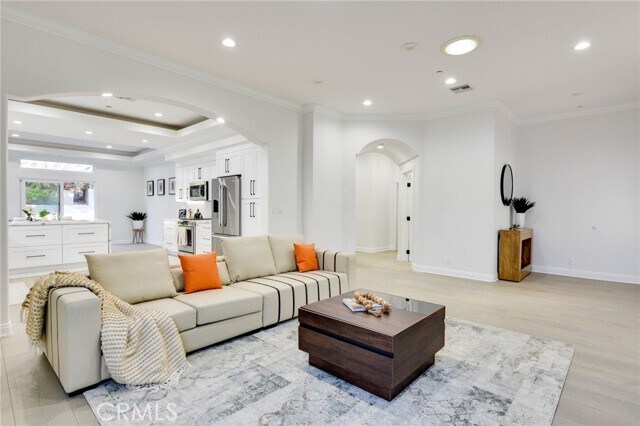 Building Photo - 22237 Buenaventura St