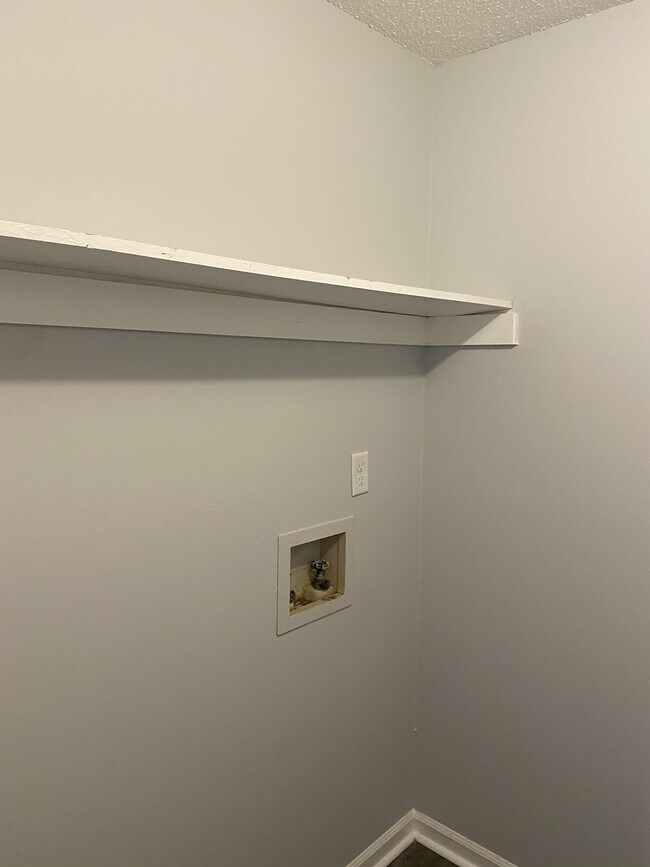 Building Photo - 1251 Sumner Ave