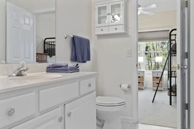 Building Photo - Peaceful Beachside Condo for Rent – Rehobo...