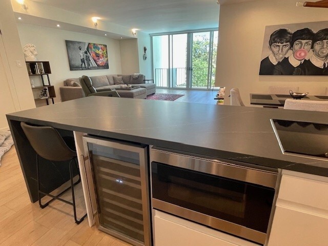 Building Photo - 10433 Wilshire Blvd