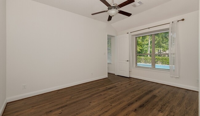 Building Photo - 46 Caprice Bend Pl
