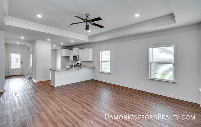 Building Photo - 533 Vista Pointe Dr