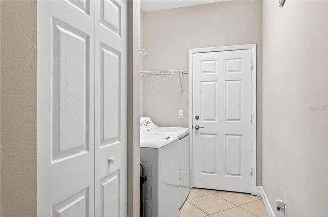 Building Photo - 15812 Aurora Lake Cir