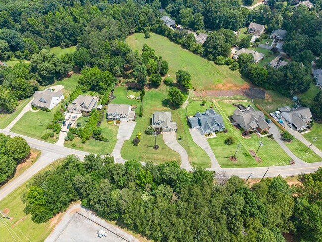 Building Photo - 6292 Gaines Ferry Rd