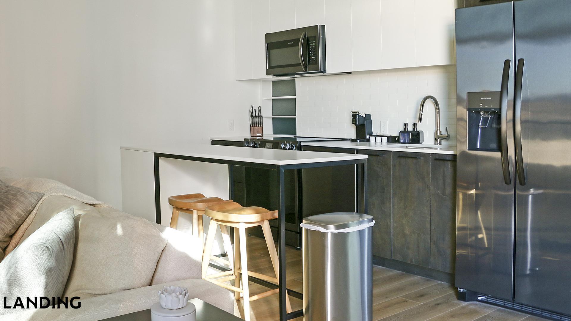 Building Photo - 632 Howard Rd SE