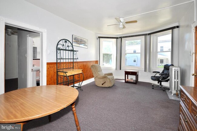 Building Photo - 223 Ryers Ave