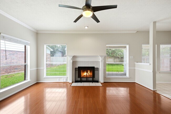 Building Photo - 3126 Waters View Dr