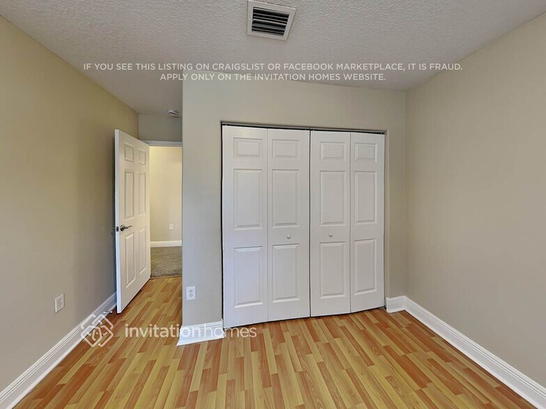 Building Photo - 5254 NW 117th Ave