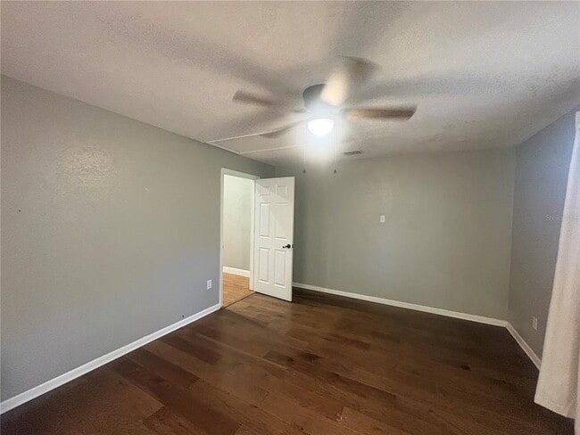 Building Photo - 1285 S Lightsey Ave