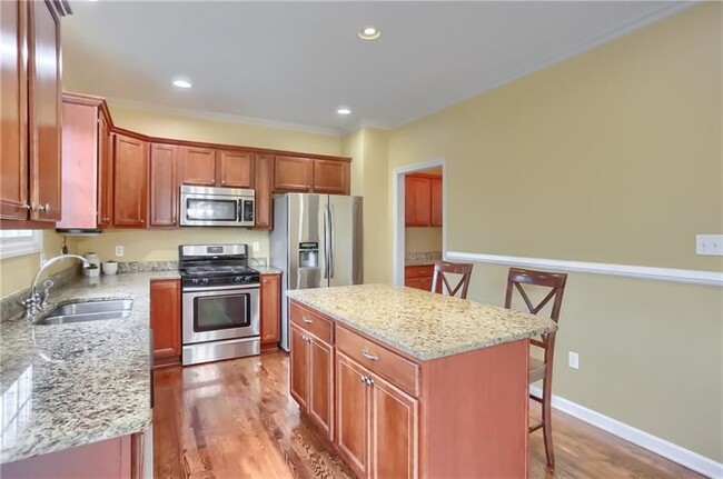 Building Photo - 391 Marshall Heights Dr