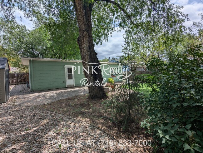 Building Photo - 504 N 18th St