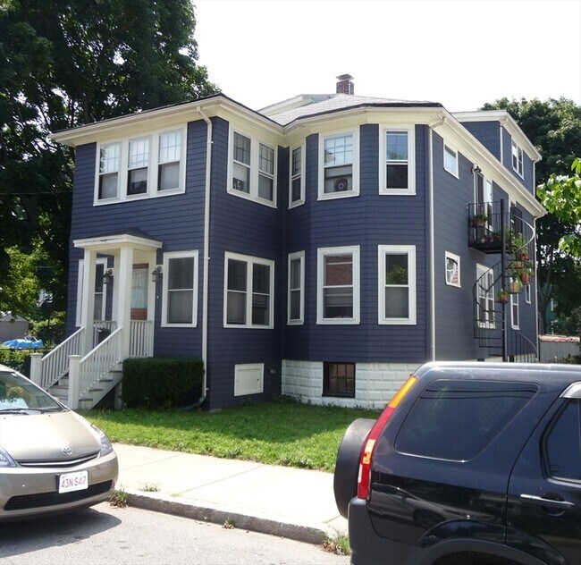 Building Photo - 24 Montgomery St
