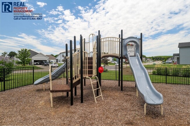 Building Photo - BRAND NEW luxury 5BD 4BA home w/ neighborhood pool! Triple Rockvale Schools! Internet included!