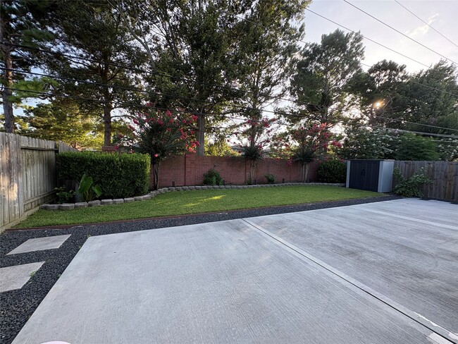 Building Photo - 5122 Forest Sage Ln