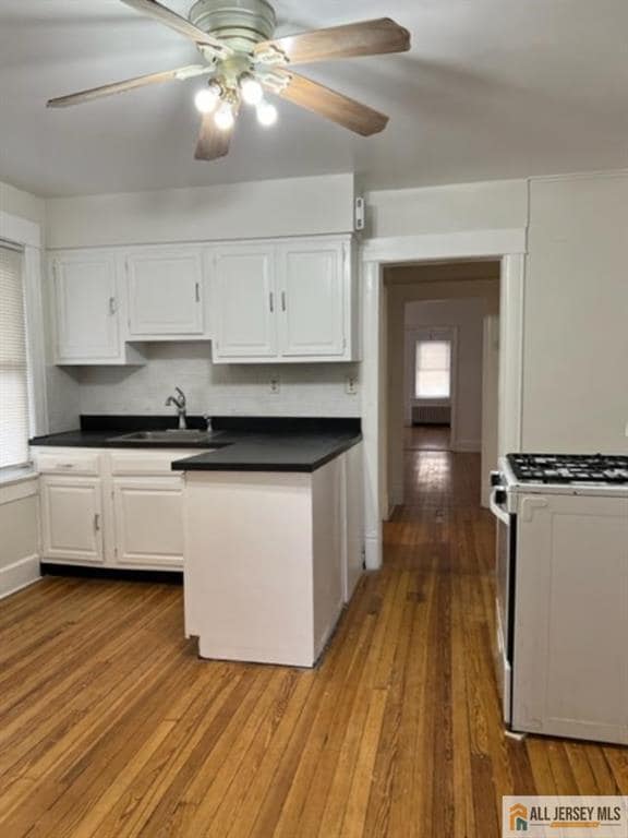 Building Photo - 164 Main St