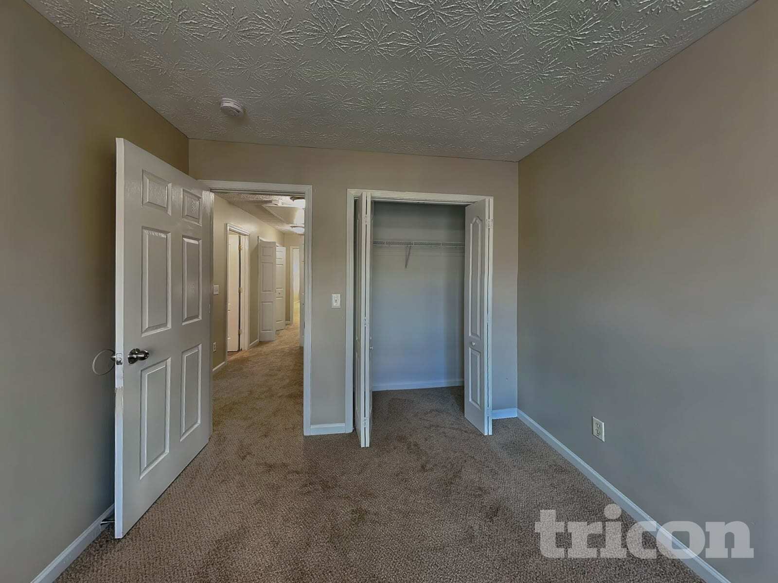 Building Photo - 1740 Formosa Ln