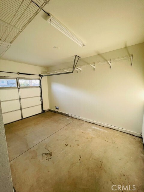 Building Photo - 42020 Dahlia Way