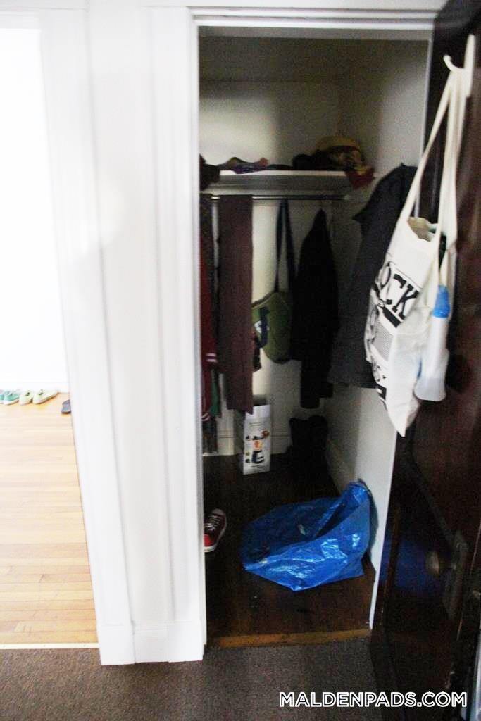 Building Photo - 17-19-19 Washington St S