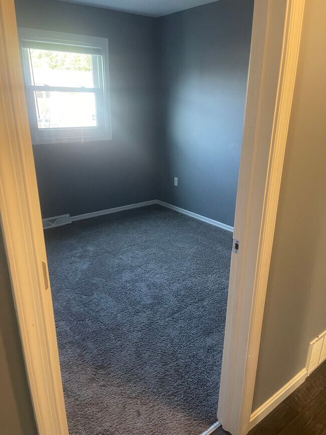 Building Photo - COMING SOON! Beautiful 4 Bedroom Home in M...