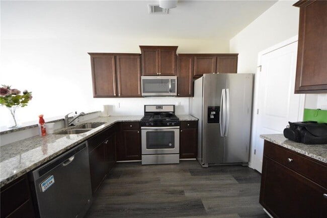 Building Photo - 4722 Beacon Ridge Ln