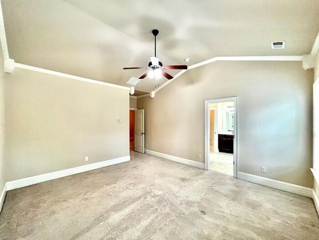 Building Photo - 1040 Jardin Ct
