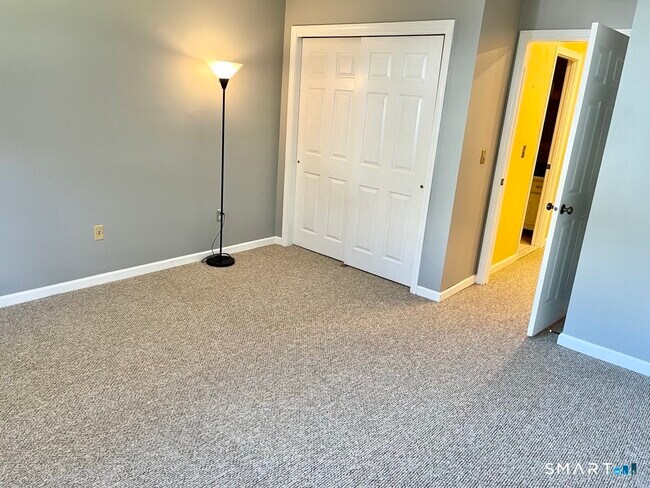 Building Photo - 448 Cypress Rd