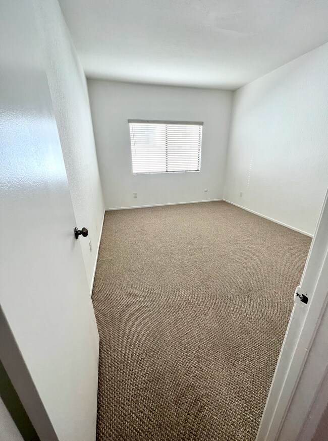 Building Photo - 7632 Topanga Canyon Blvd