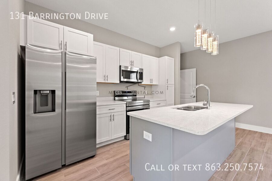 Building Photo - 131 Barrington Dr