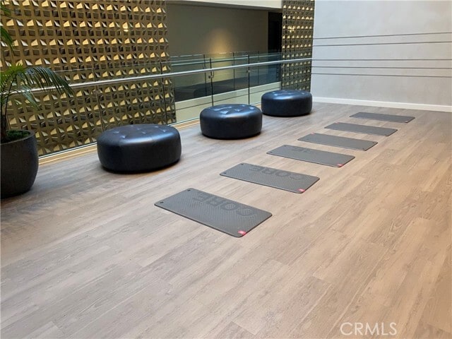 Building Photo - 400 S Broadway