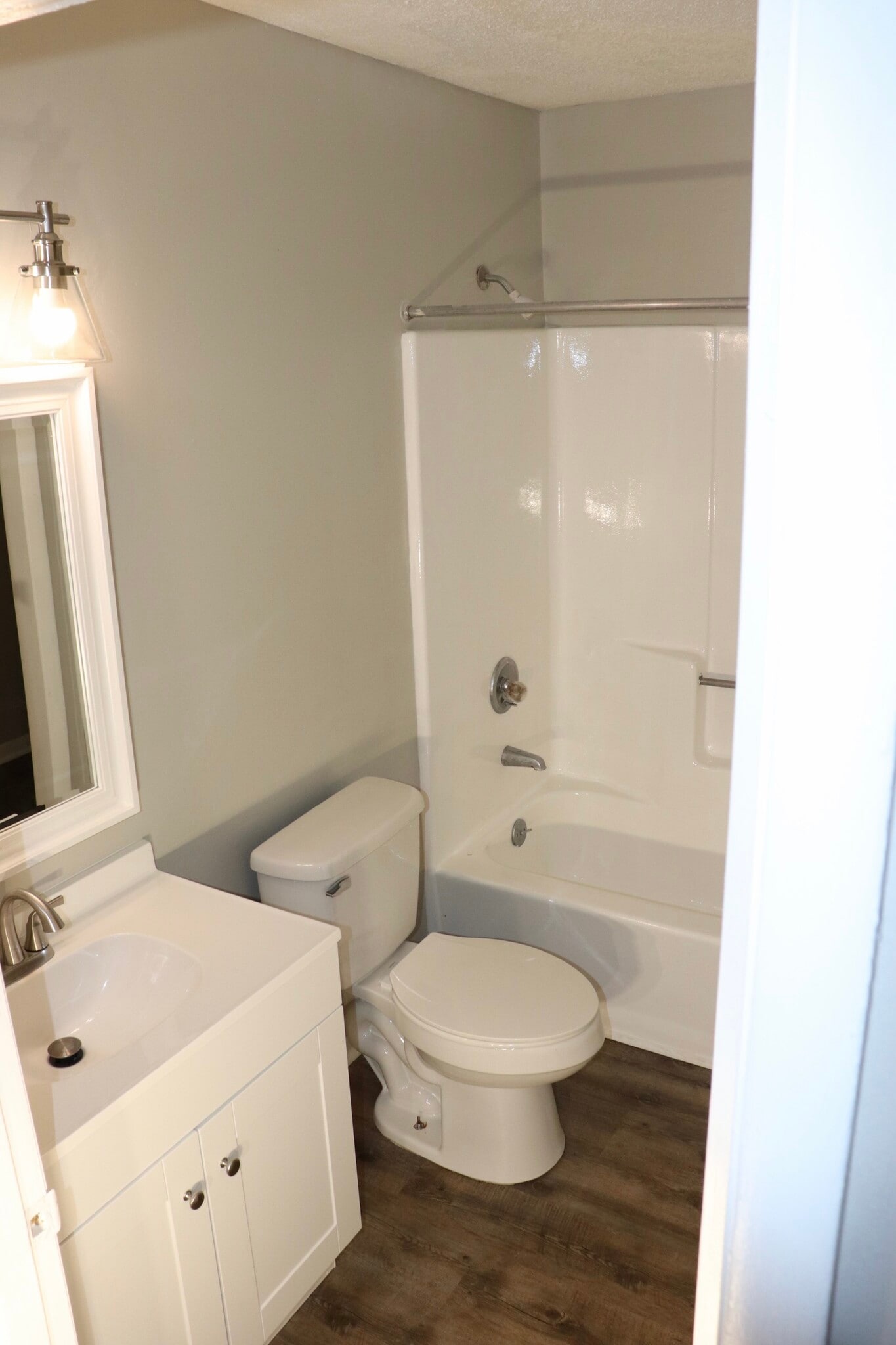 Bathroom - 300 Apache Dr