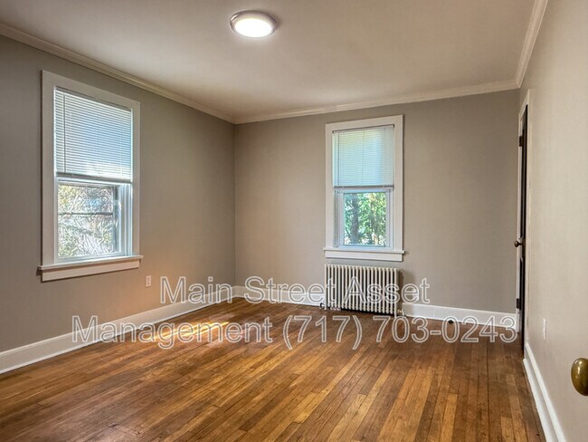 Building Photo - 139 S 29th St