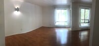 Building Photo - Hidden studio on the 3rd floor with beauti...