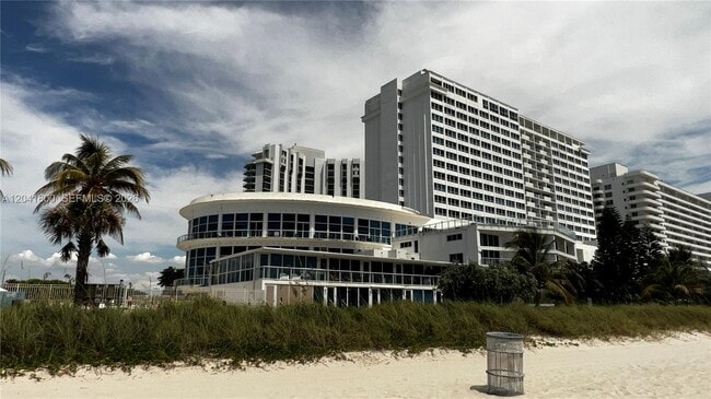 Building Photo - 5445 Collins Ave