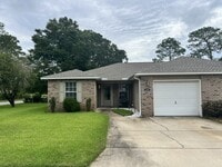 Building Photo - 1207 Chimera Ln