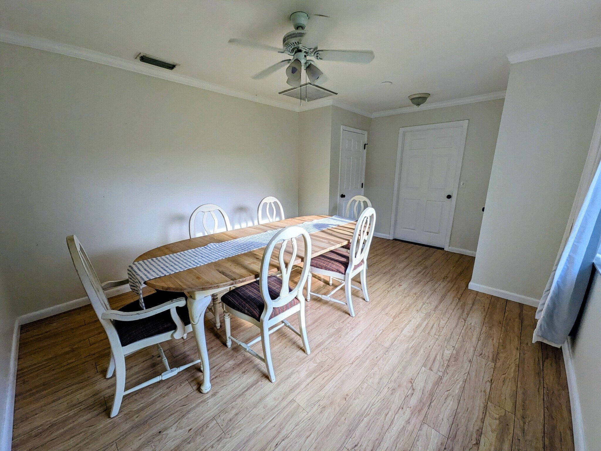 Building Photo - 5740 Floy Dr