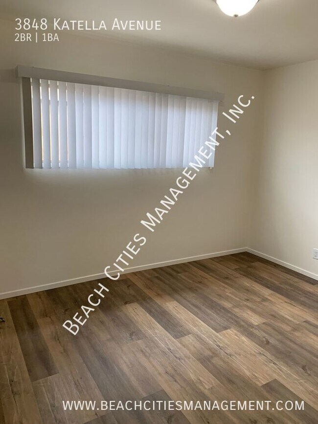 Building Photo - 3848 Katella Ave